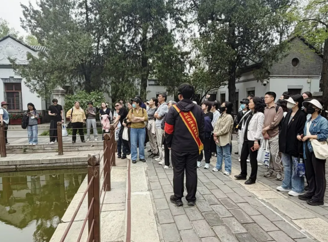 党群共建春启新篇 五四精神薪火相传——ezpay科技香山主题登山活动圆满开展 党群共建春启新篇 五四精神薪火相传——ezpay科技香山主题登山活动圆满开展