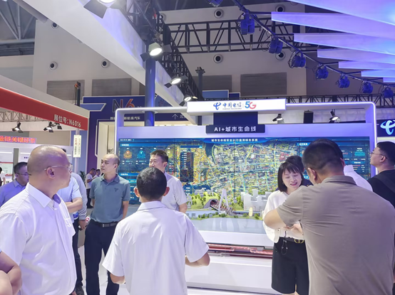 智能科技浇筑发展基座|ezpay科技亮相智博会激荡城市安全智慧力