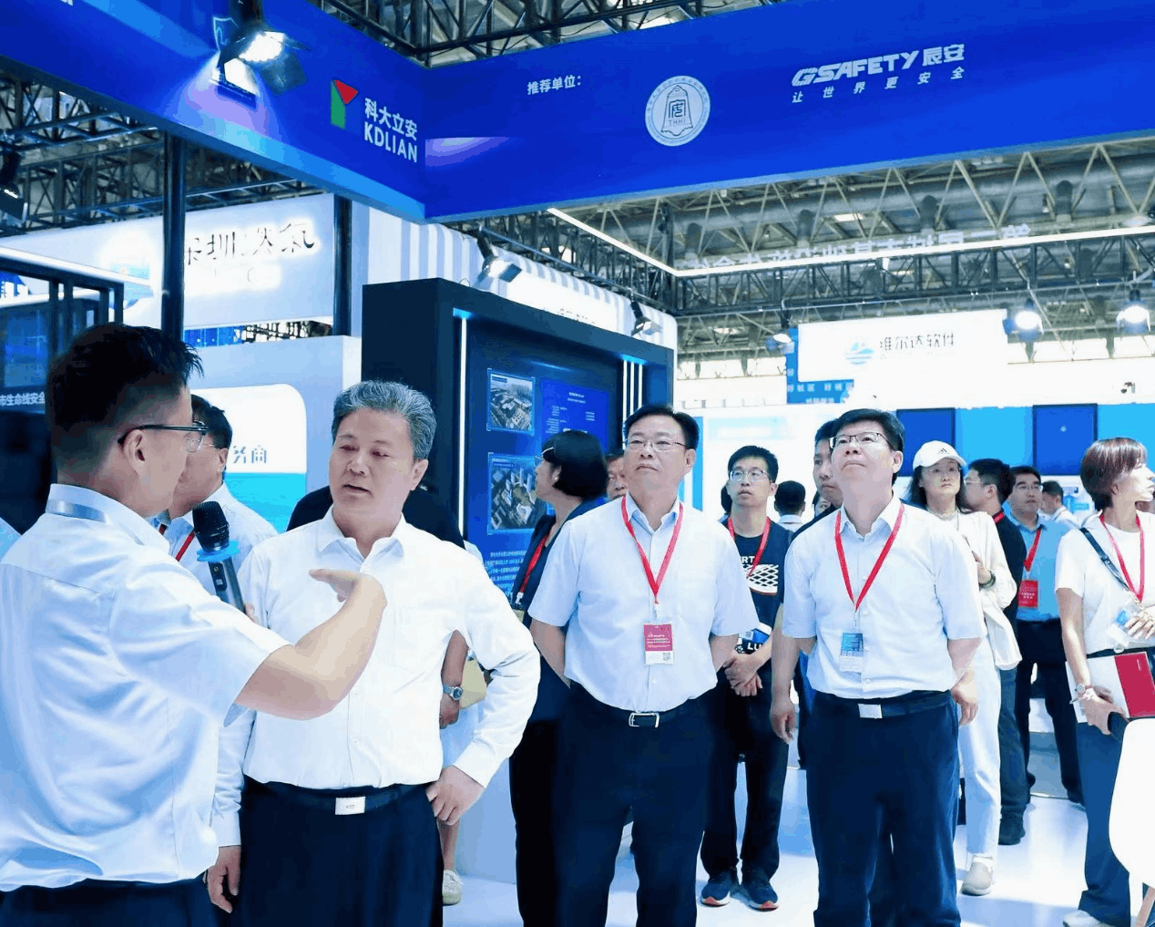 推进“数字住建”落地实施｜ezpay科技城市生命线技术创新与实践成果展亮相第二十二届中国国际城市建设博览会